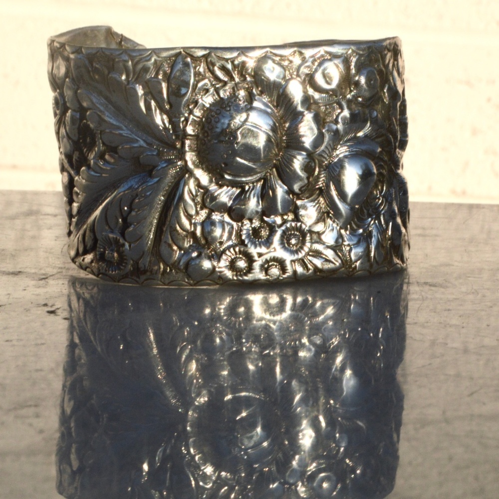 Art Nouveau Sterling Silver Floral Cuff Bracelet - Picture 6 of 7